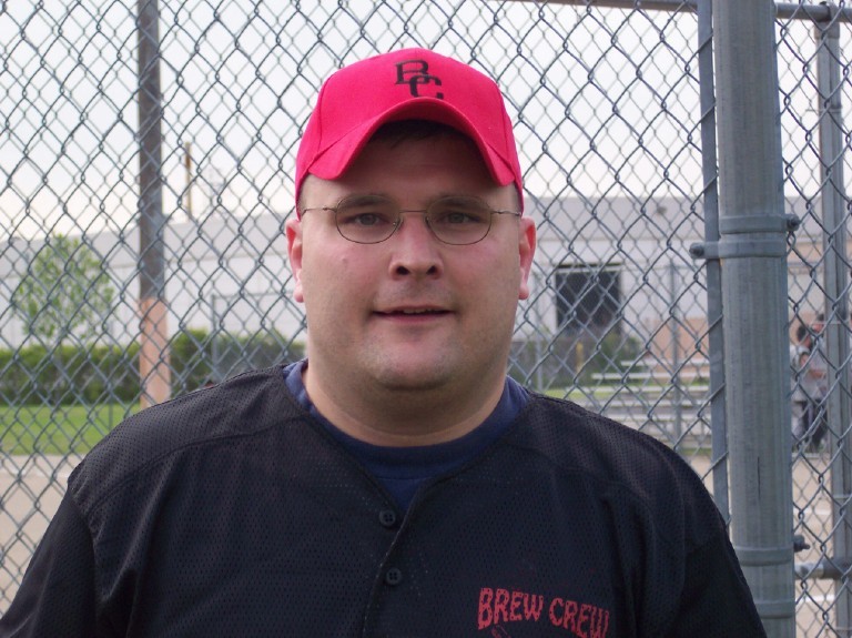 tom1.jpg (2561 bytes)